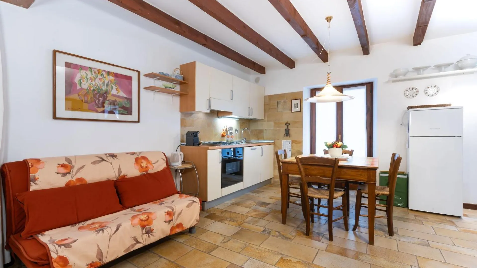 Rosmarino Apartment Garda  0*, Garda (Verona) Italy